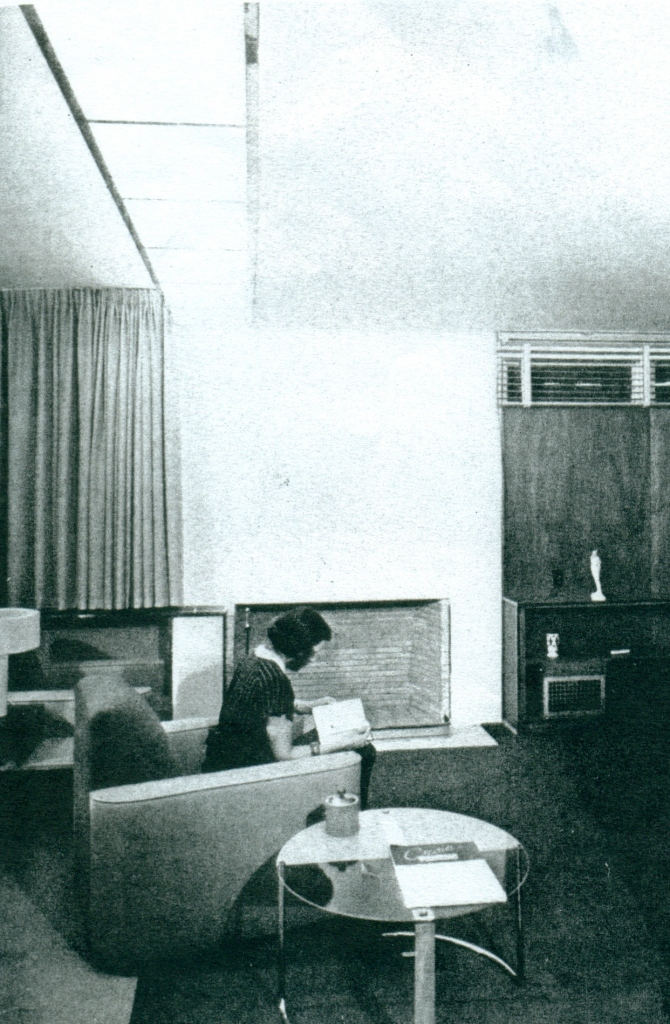 After briefly attending UC Berkeley, architectural photographer Julius